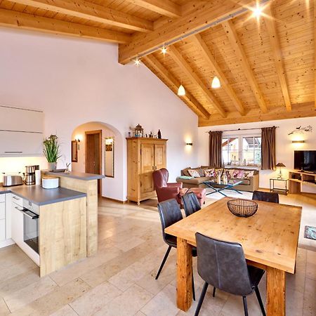 Ferienwohnung Eckbauer การ์มิช-พาร์เทนเคียร์เชน ภายนอก รูปภาพ