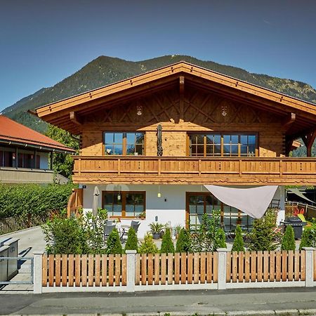 Ferienwohnung Eckbauer การ์มิช-พาร์เทนเคียร์เชน ห้อง รูปภาพ